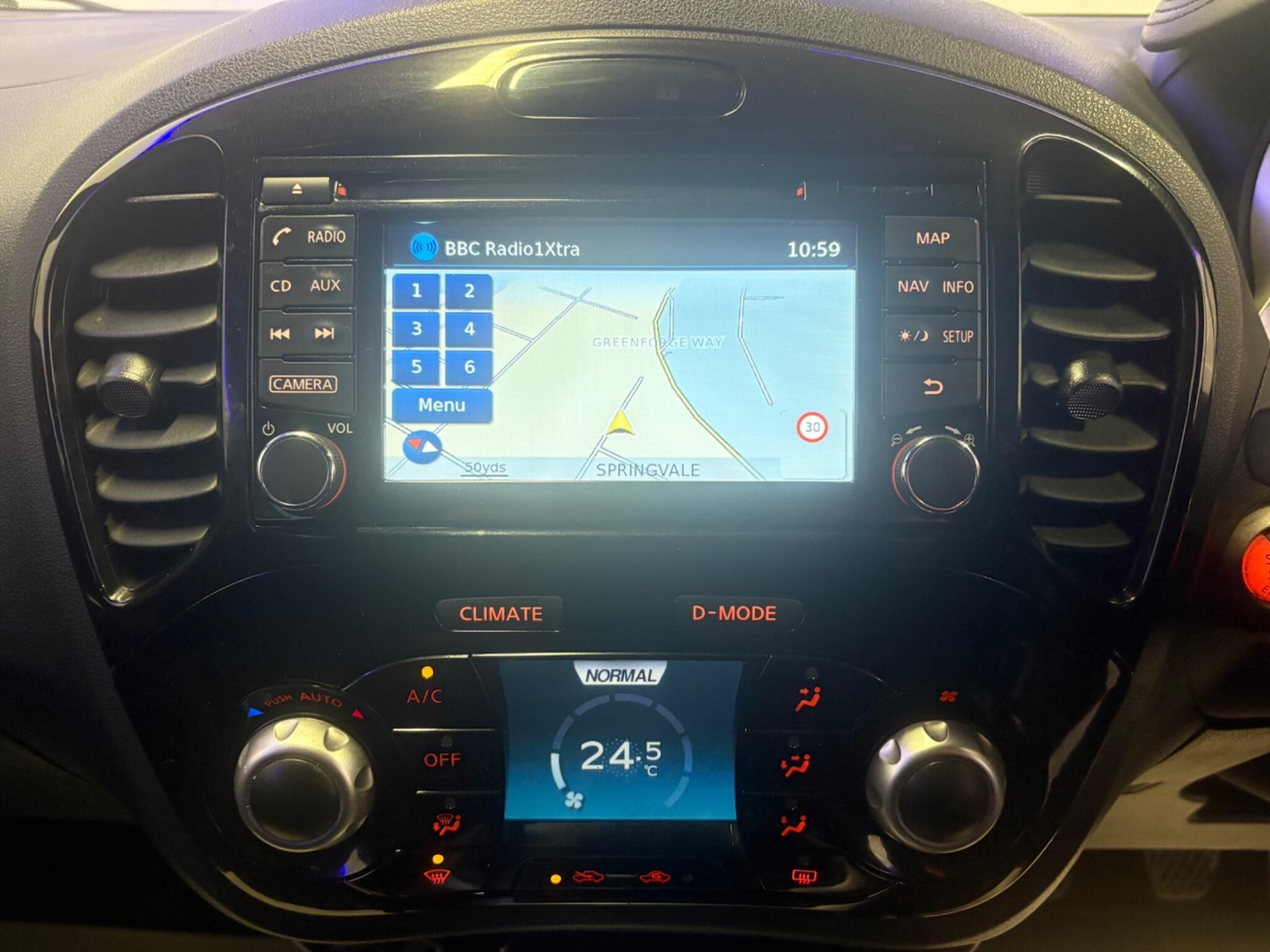 Used Nissan Juke 2016 for sale - 77315302: Photo 16