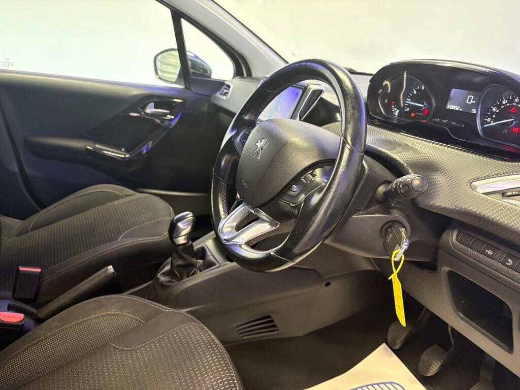 Used Peugeot 208 2017 for sale - 77025297: Photo 13