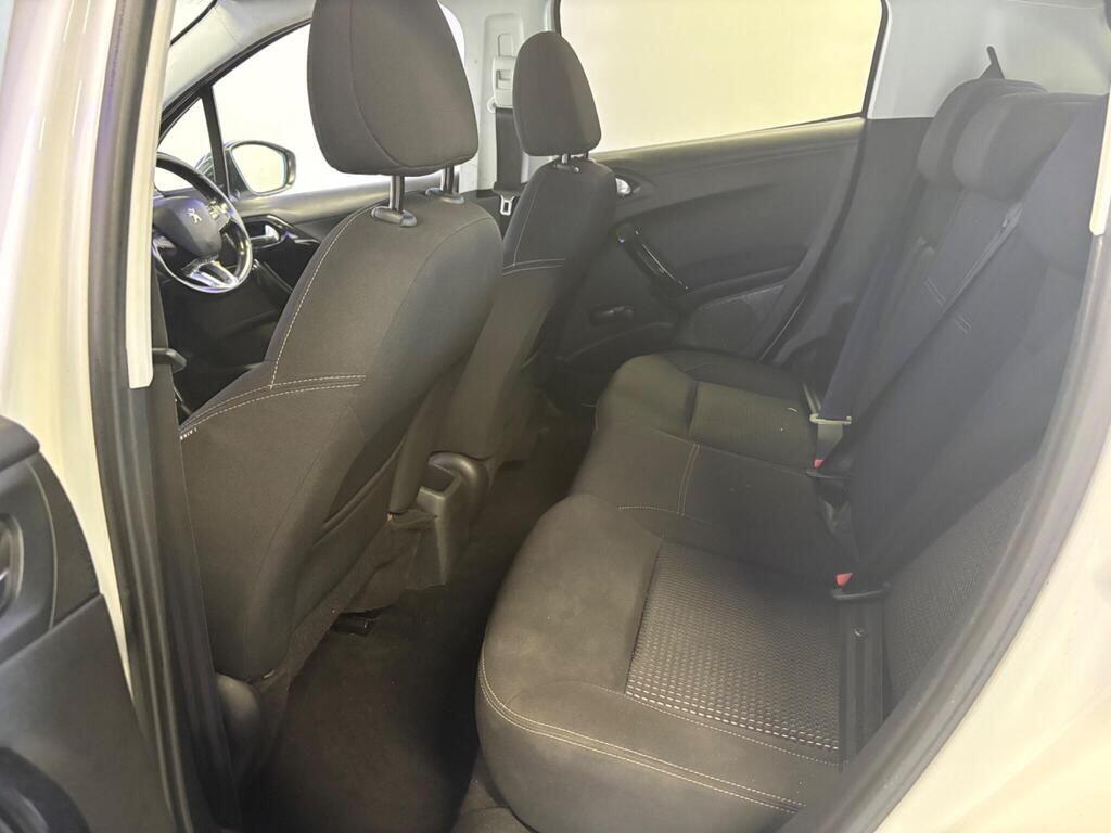 Used Peugeot 208 2017 for sale - 77025297: Photo 17