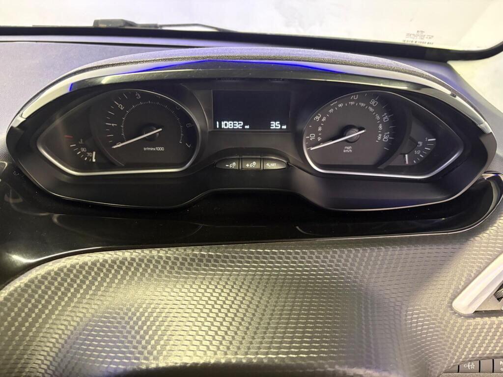 Used Peugeot 208 2017 for sale - 77025297: Photo 19