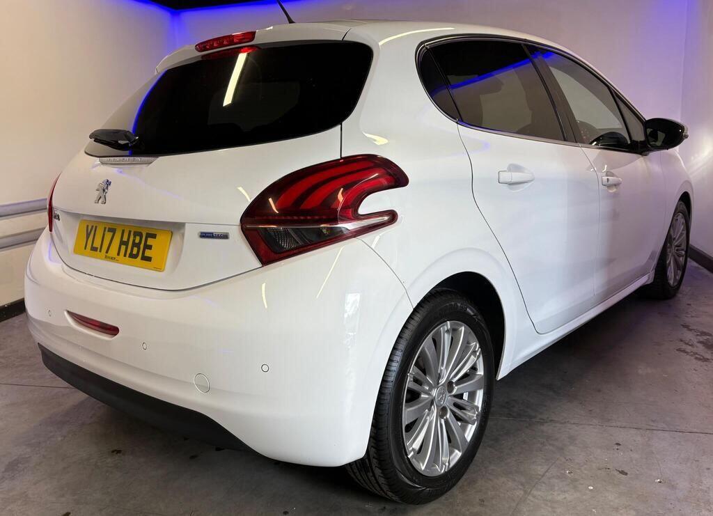 Used Peugeot 208 2017 for sale - 77025297: Photo 7