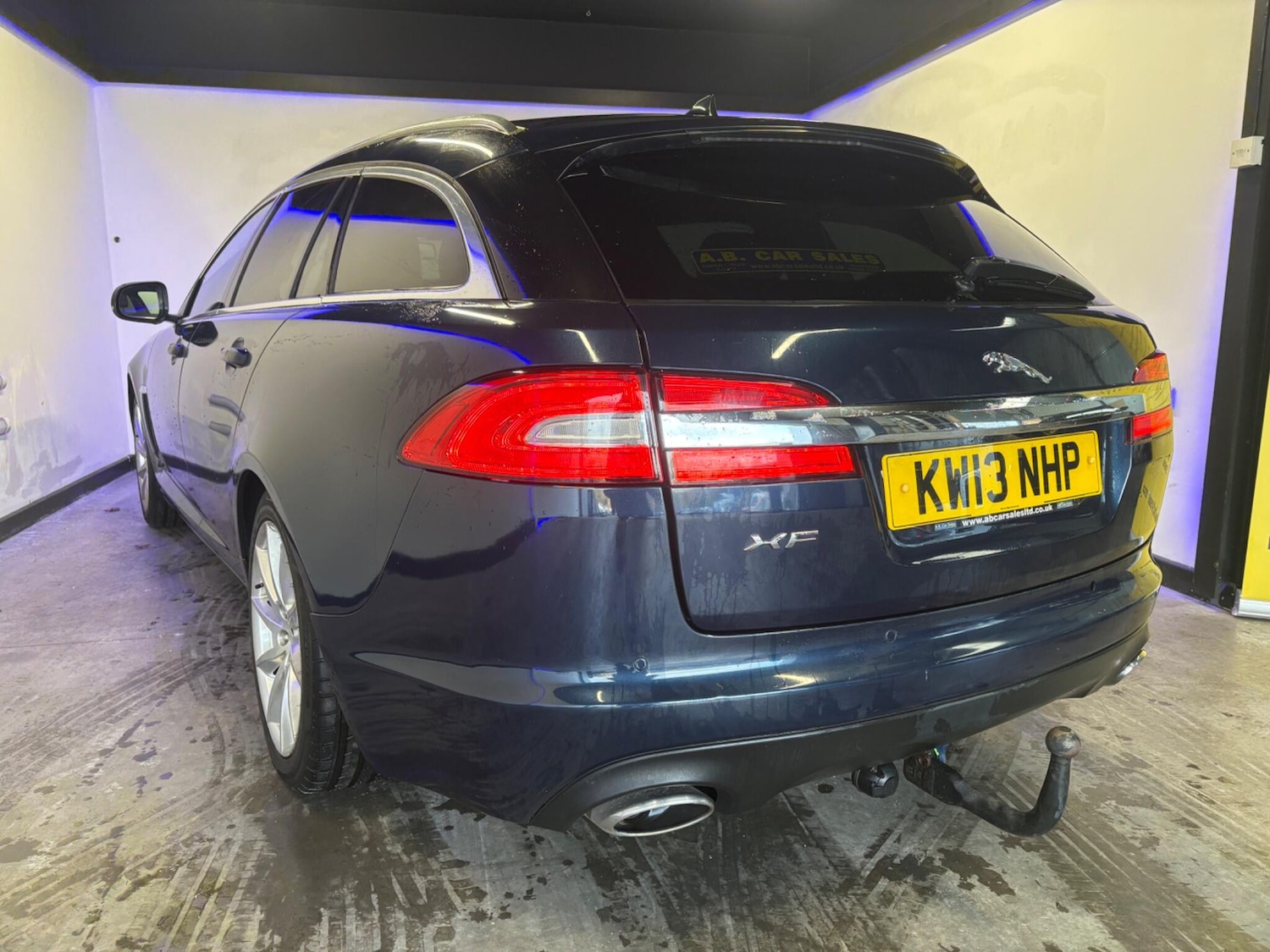 Used Jaguar XF 2013 for sale - 77025300: Photo 10