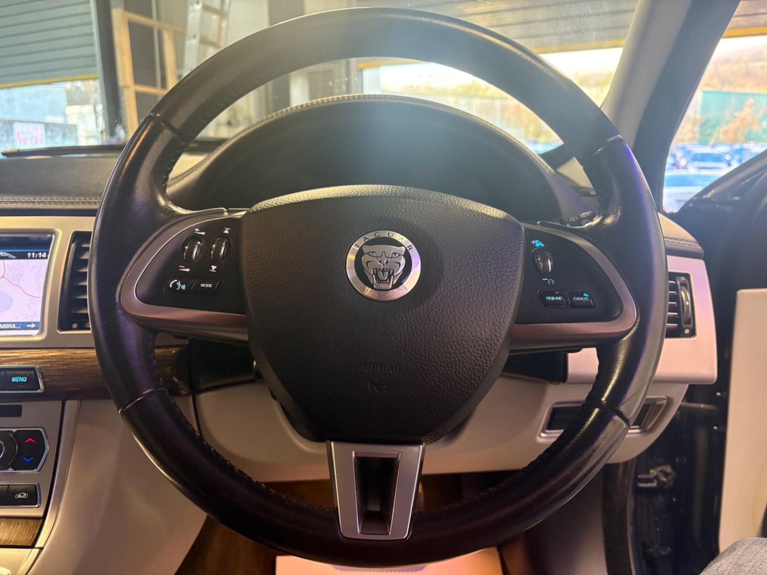 Used Jaguar XF 2013 for sale - 77025300: Photo 15