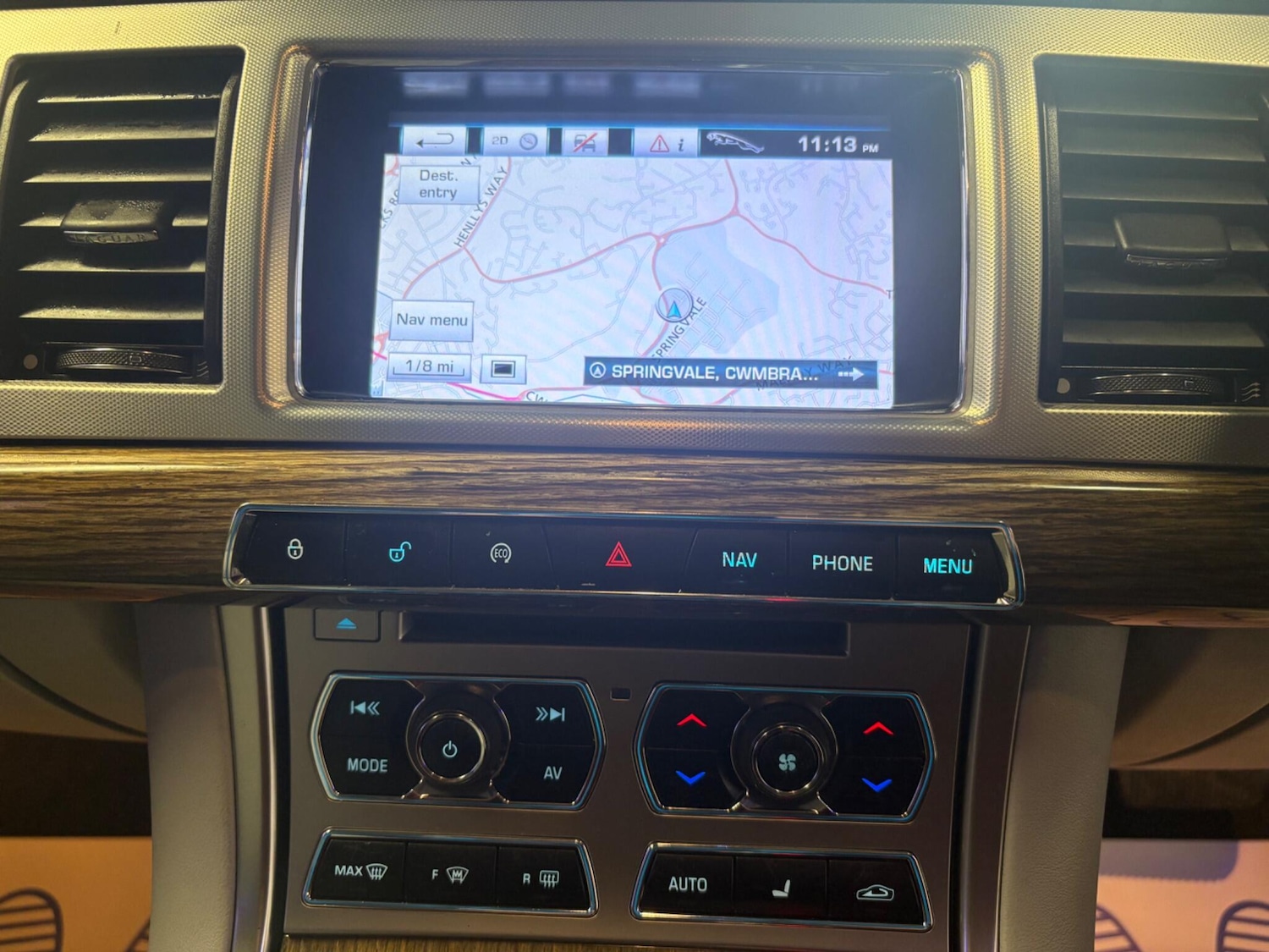 Used Jaguar XF 2013 for sale - 77025300: Photo 17