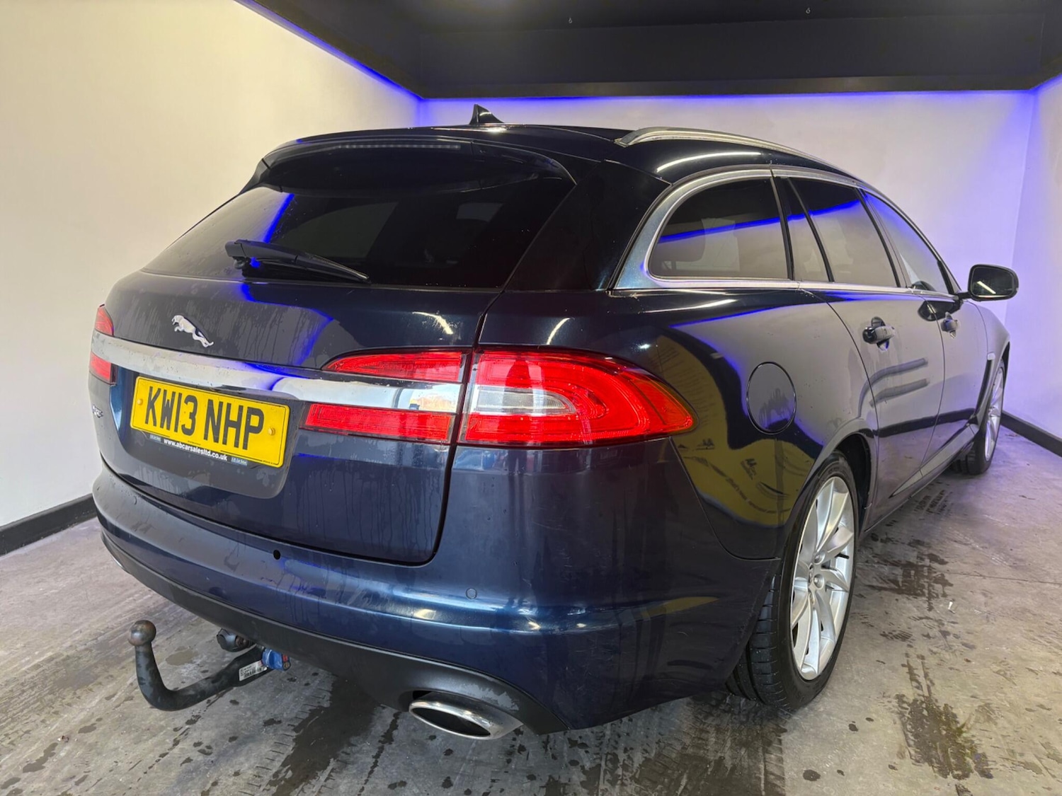 Used Jaguar XF 2013 for sale - 77025300: Photo 8