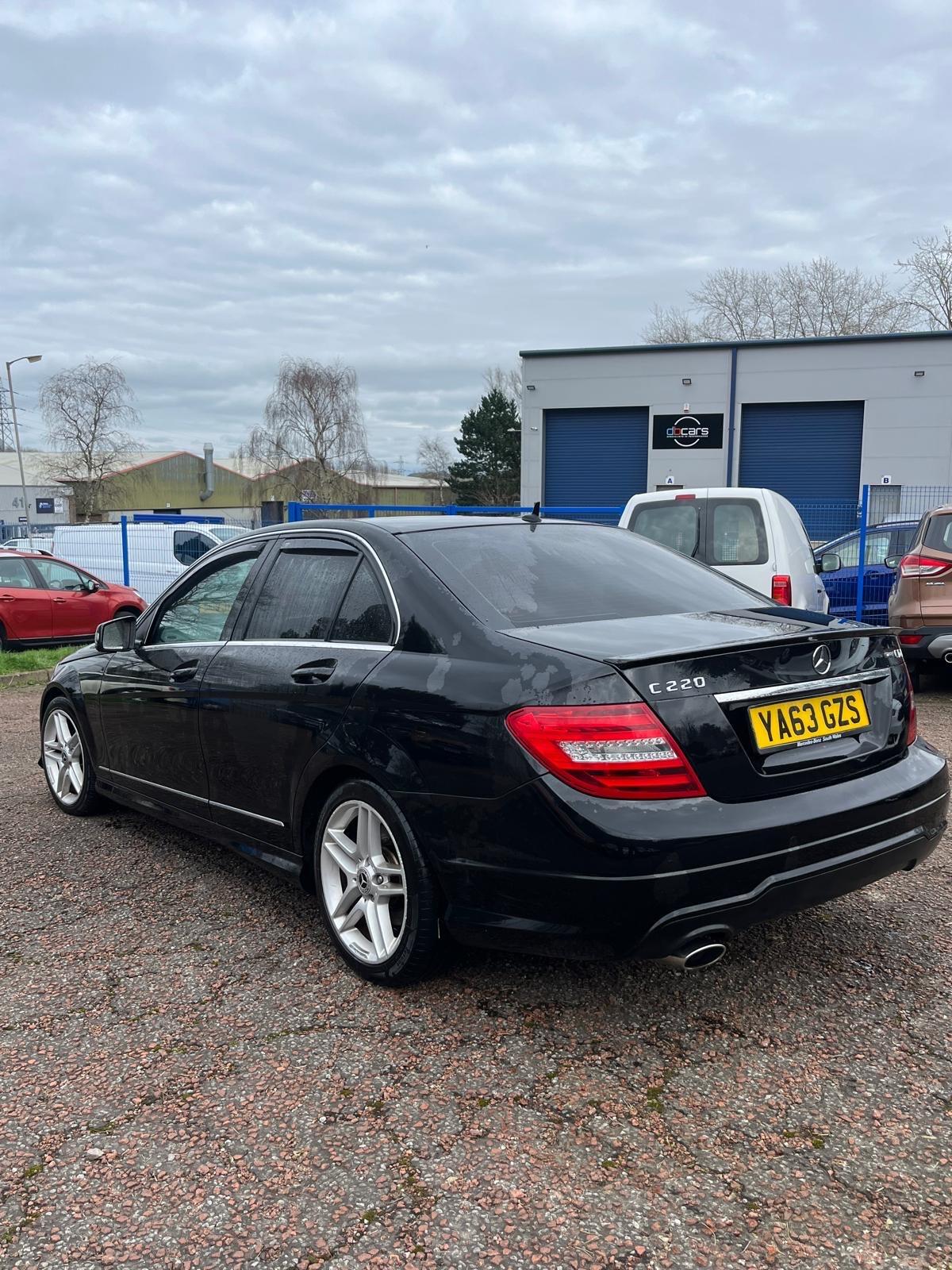 Used Mercedes-Benz C Class 2014 for sale - 77784278: Photo 6
