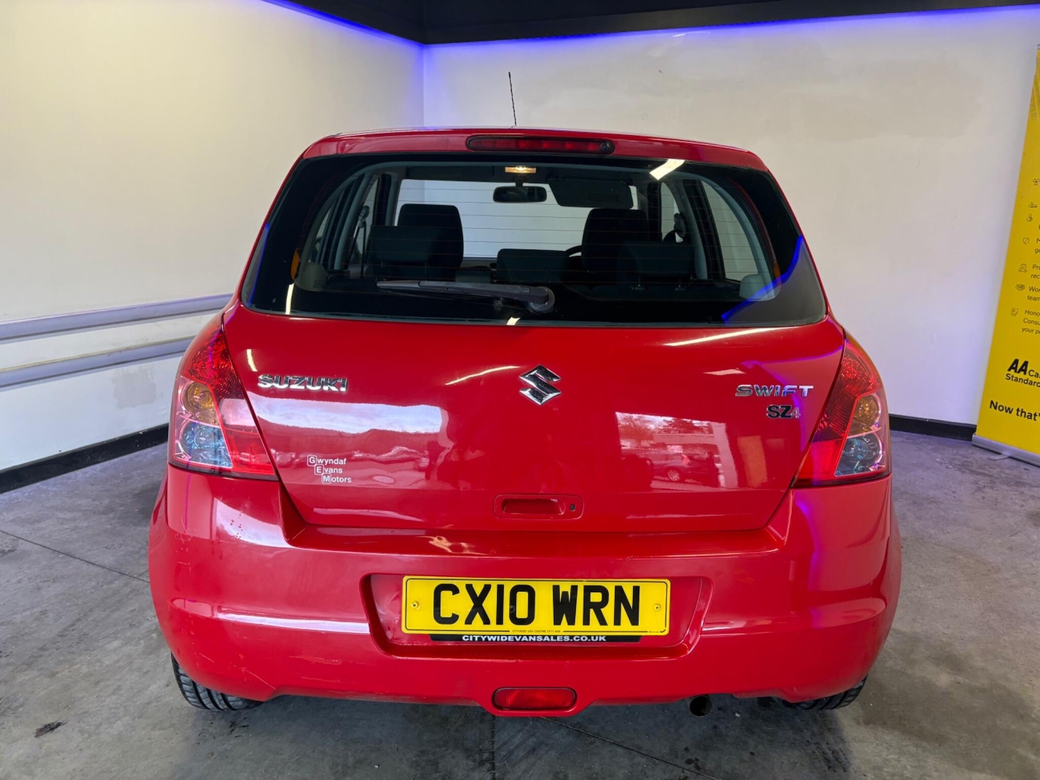 Used Suzuki Swift 2010 for sale - 77882958: Photo 8