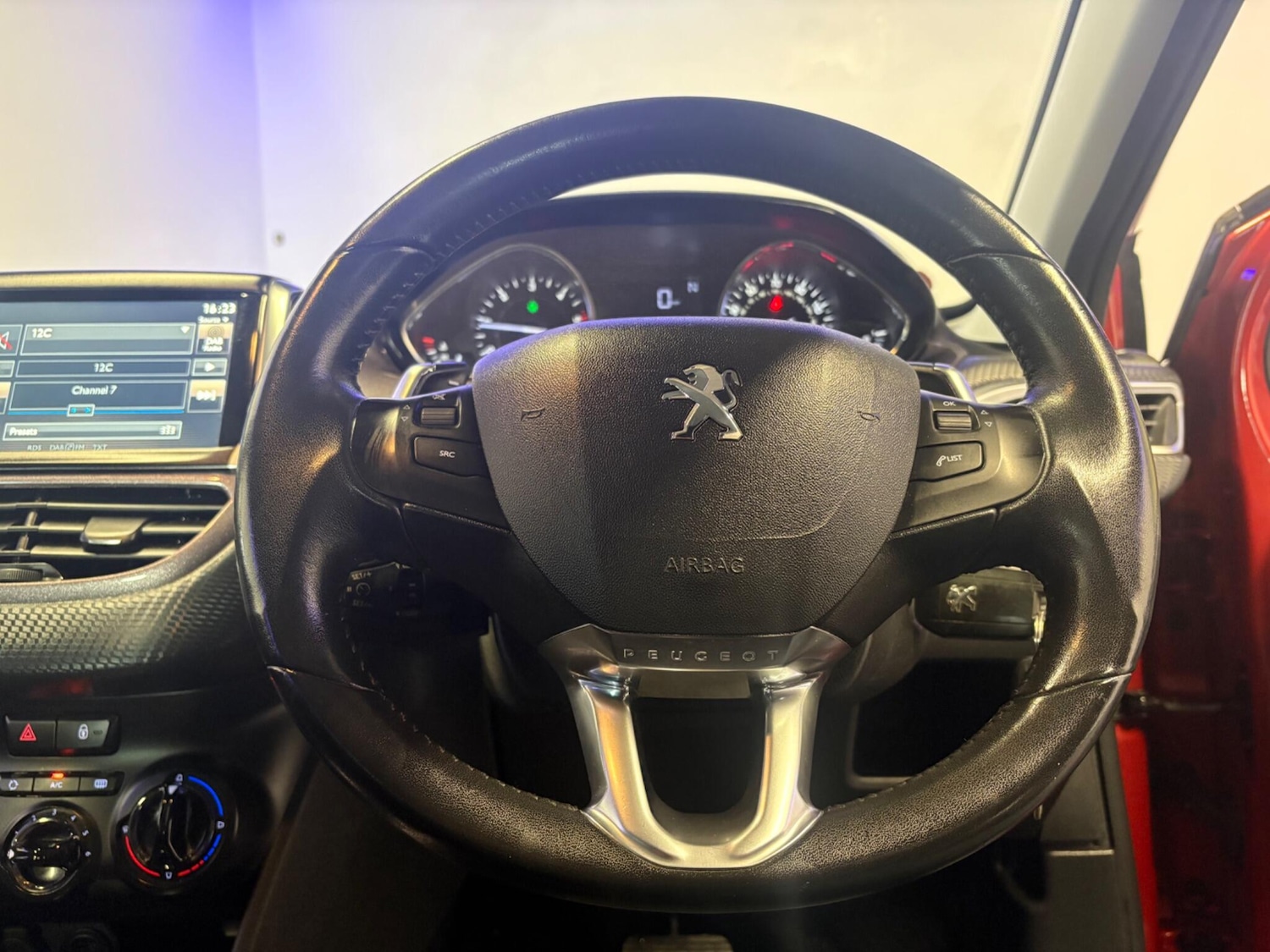 Used Peugeot 2008 for sale - 77657473: Photo 16