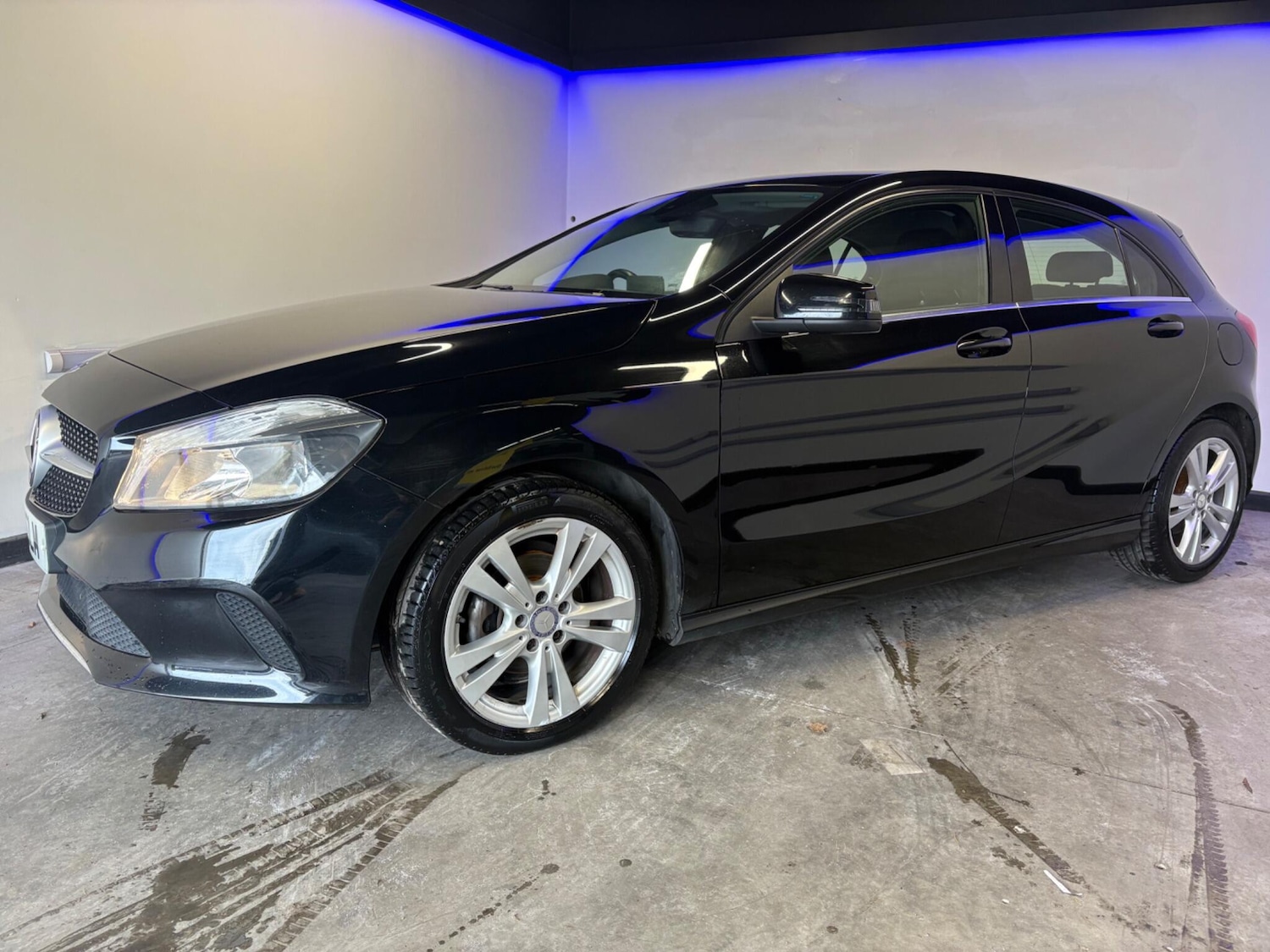 Used Mercedes-Benz A-Class 2017 for sale - 77203088: Photo 5