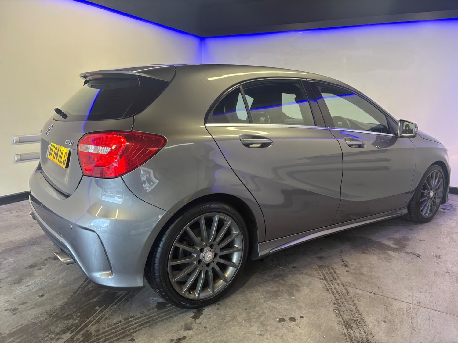Used Mercedes-Benz A-Class 2014 for sale - 77305529: Photo 6