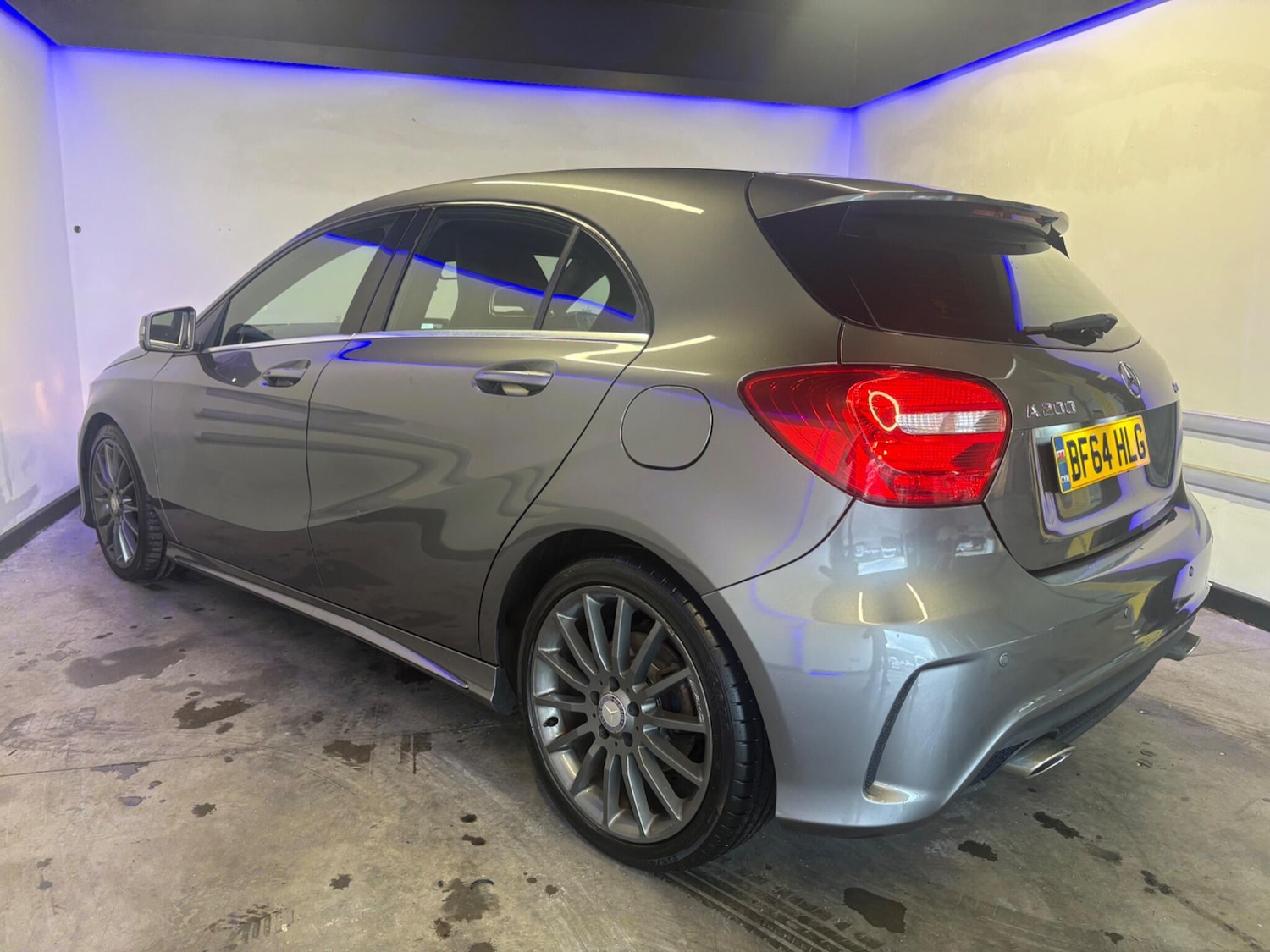 Used Mercedes-Benz A-Class 2014 for sale - 77305529: Photo 9