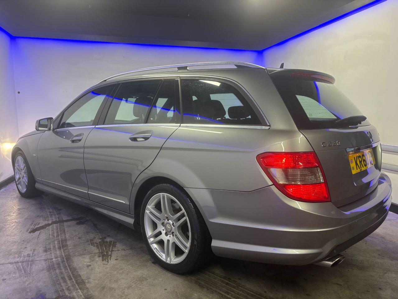 Used Mercedes-Benz C Class 2011 for sale - 77025298: Photo 11