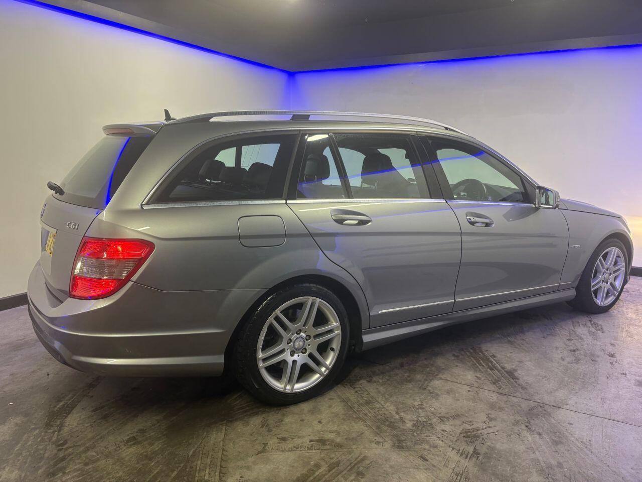 Used Mercedes-Benz C Class 2011 for sale - 77025298: Photo 7