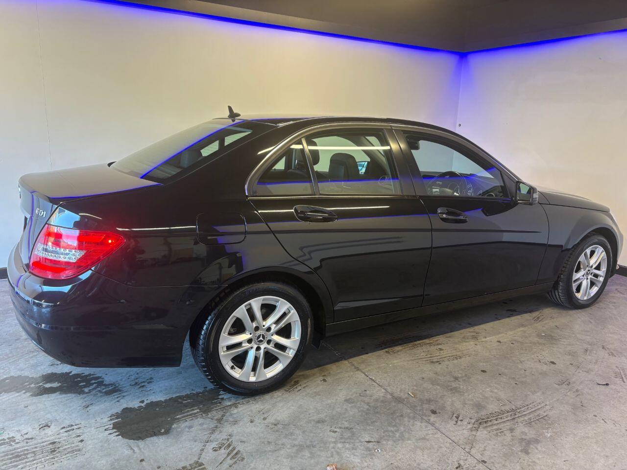 Used Mercedes-Benz C Class 2013 for sale - 77029277: Photo 10