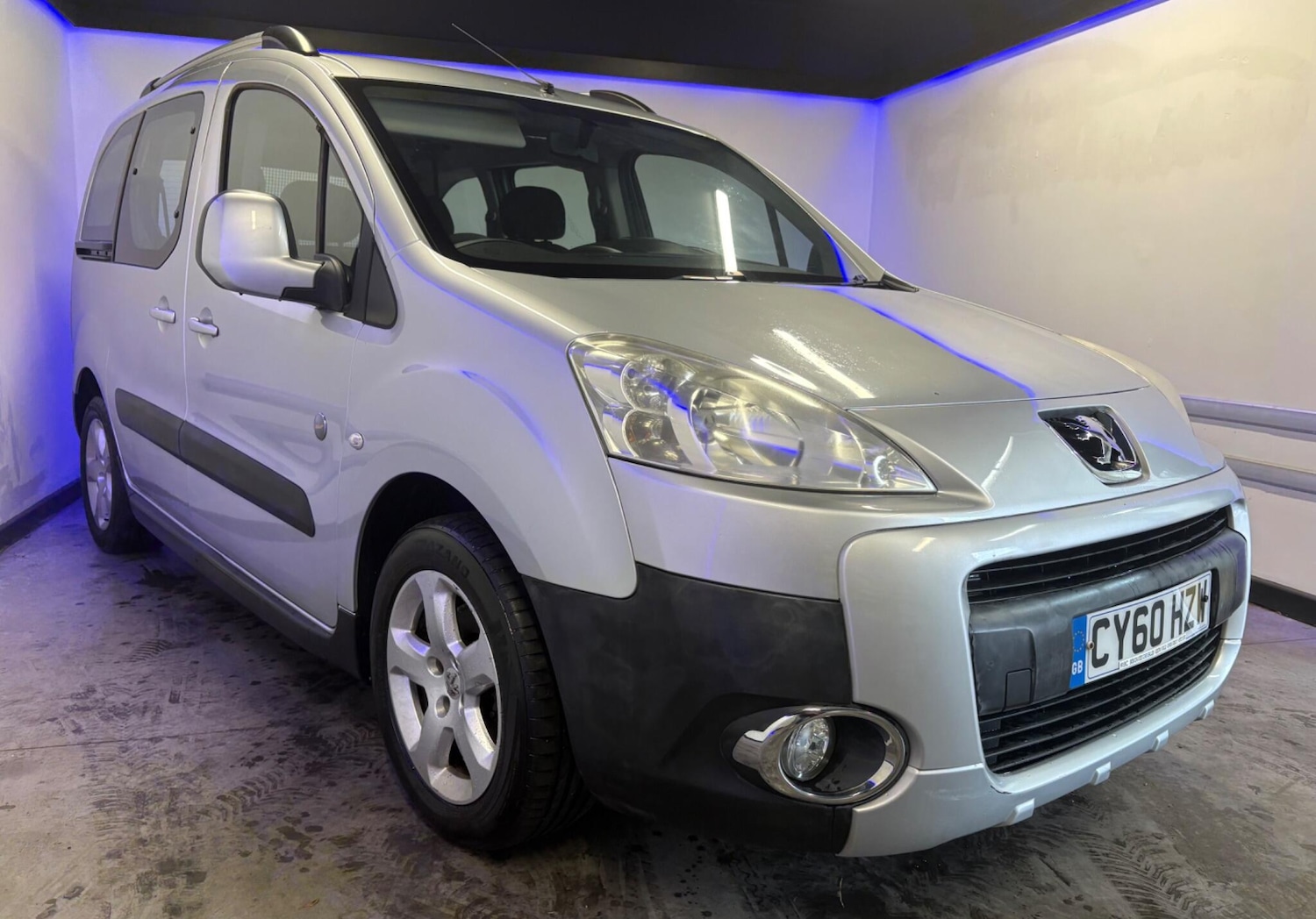 Used Peugeot Partner Tepee 2011 for sale - 77029842: Photo 2