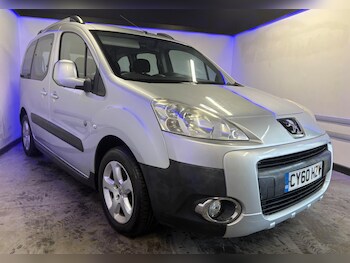 Used Peugeot Partner Tepee 2011 for sale - 77029842: Photo