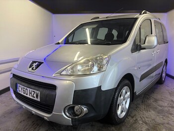 Used Peugeot Partner Tepee 2011 for sale - 77029842: Photo
