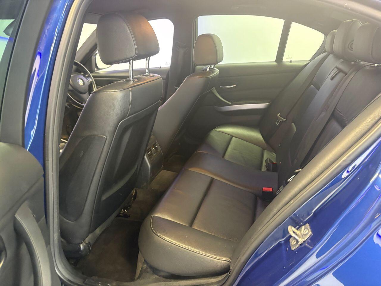 Used BMW 3 Series 2011 for sale - 77097511: Photo 14