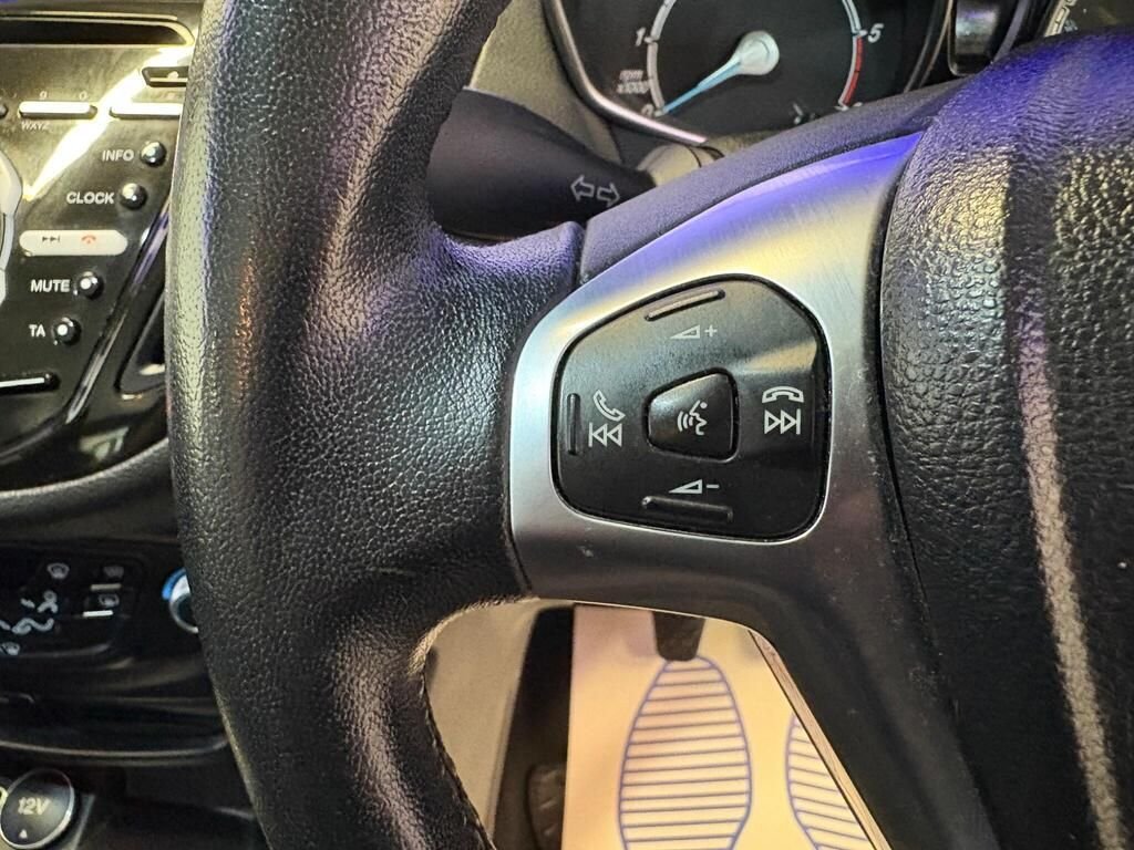 Used Ford B-MAX 2014 for sale - 76660145: Photo 25