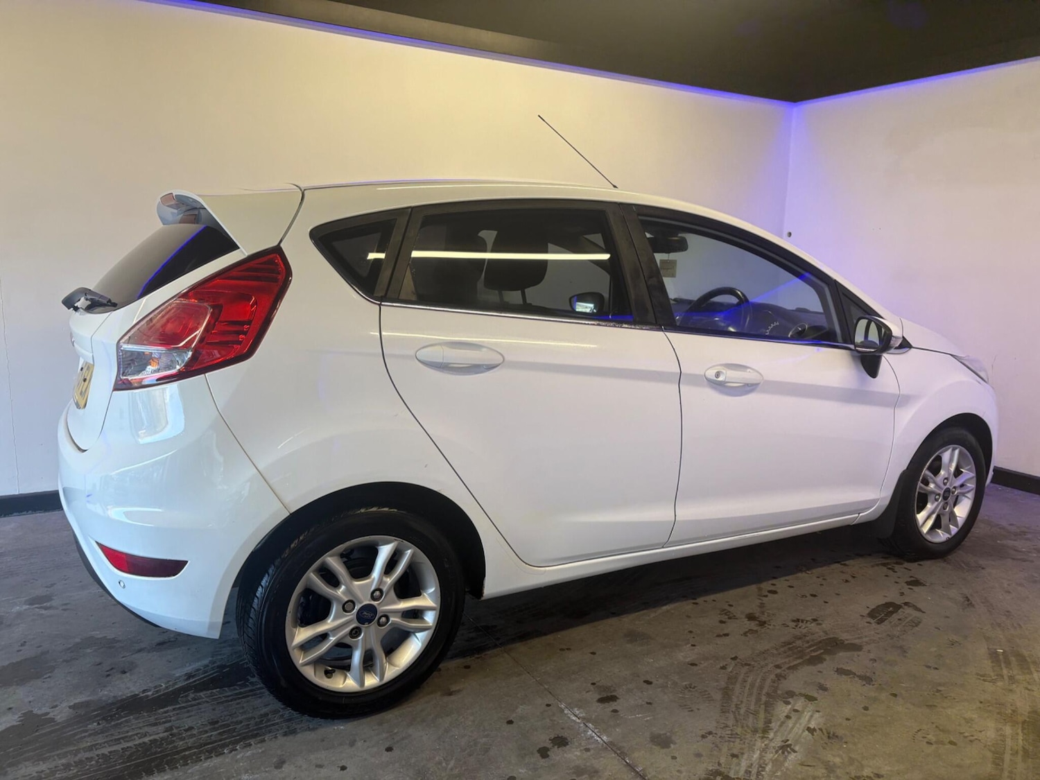 Used Ford Fiesta 2015 for sale - 77025287: Photo 6
