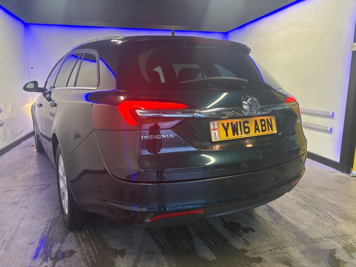 Used Vauxhall Insignia 2016 for sale - 77040922: Photo 10