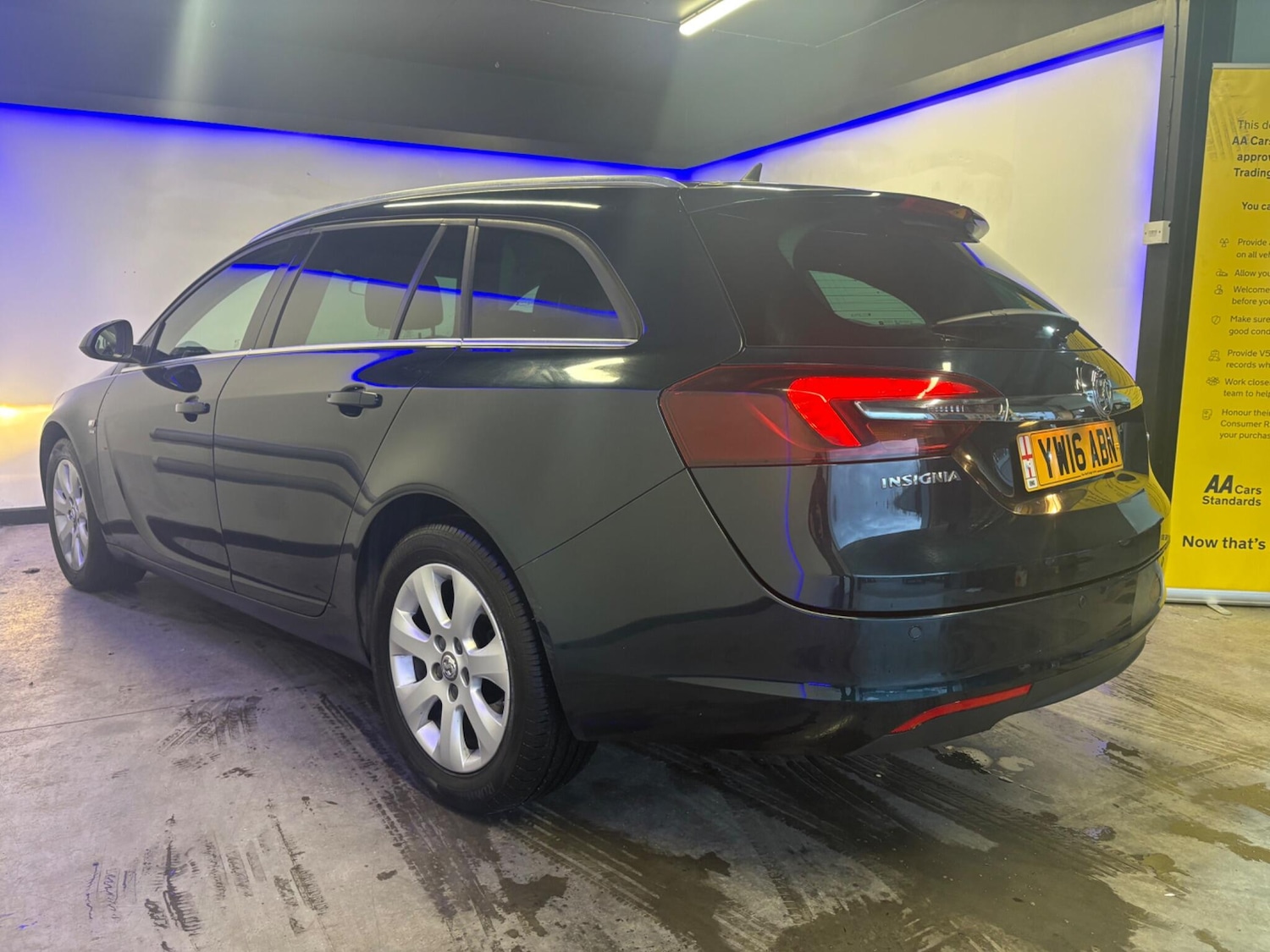 Used Vauxhall Insignia 2016 for sale - 77040922: Photo 11