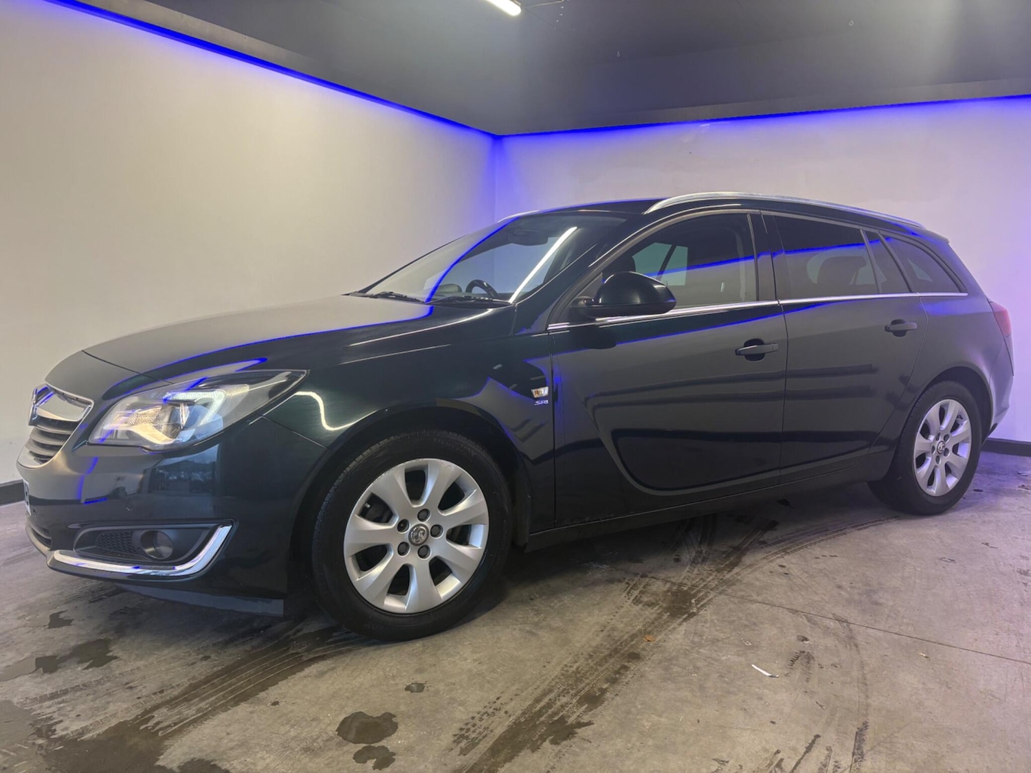 Used Vauxhall Insignia 2016 for sale - 77040922: Photo 5