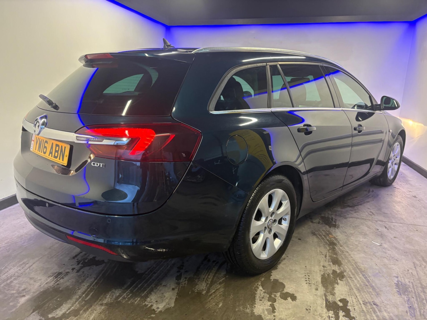 Used Vauxhall Insignia 2016 for sale - 77040922: Photo 8