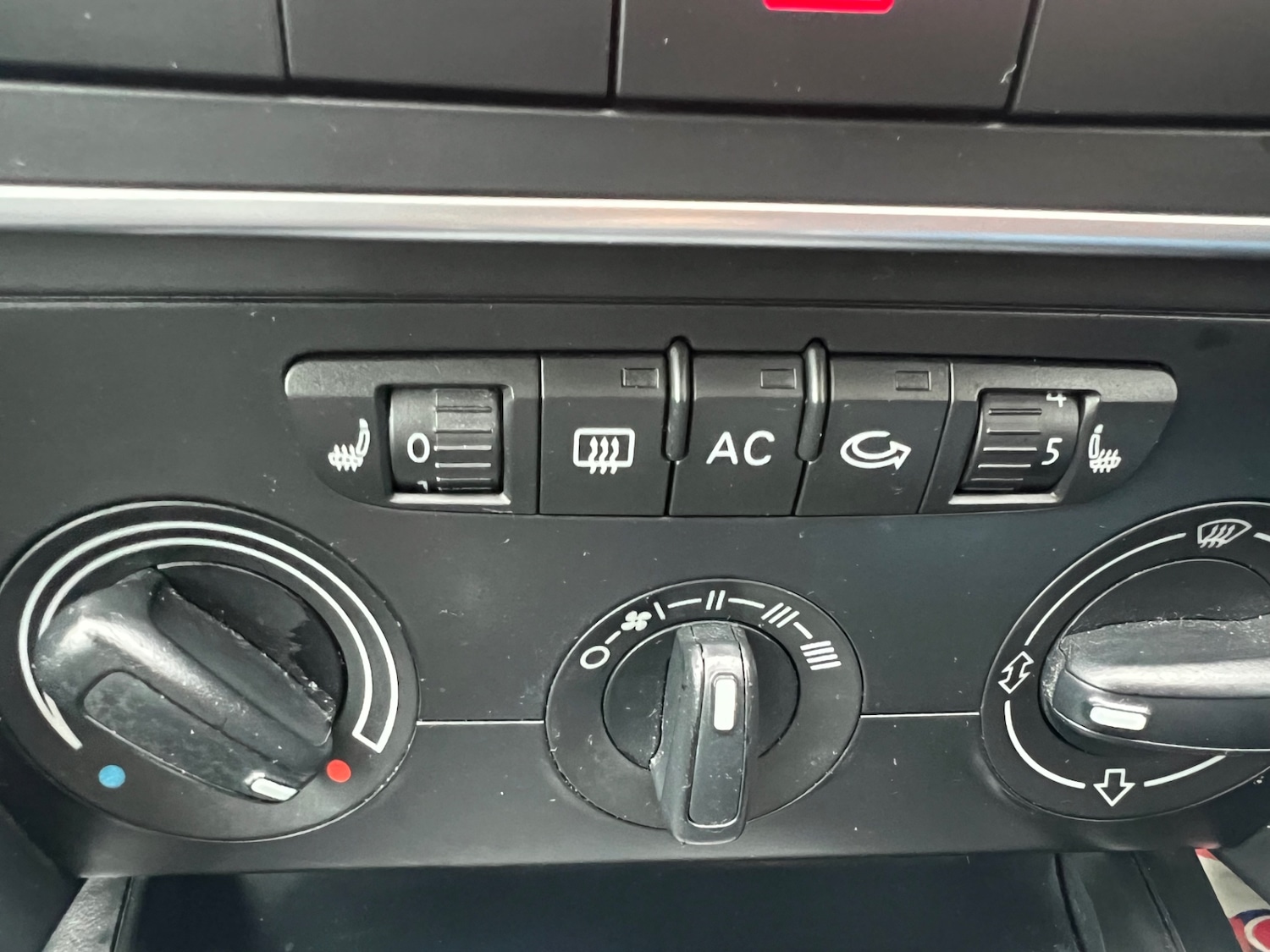 Used Audi A3 2010 for sale - 77189572: Photo 27