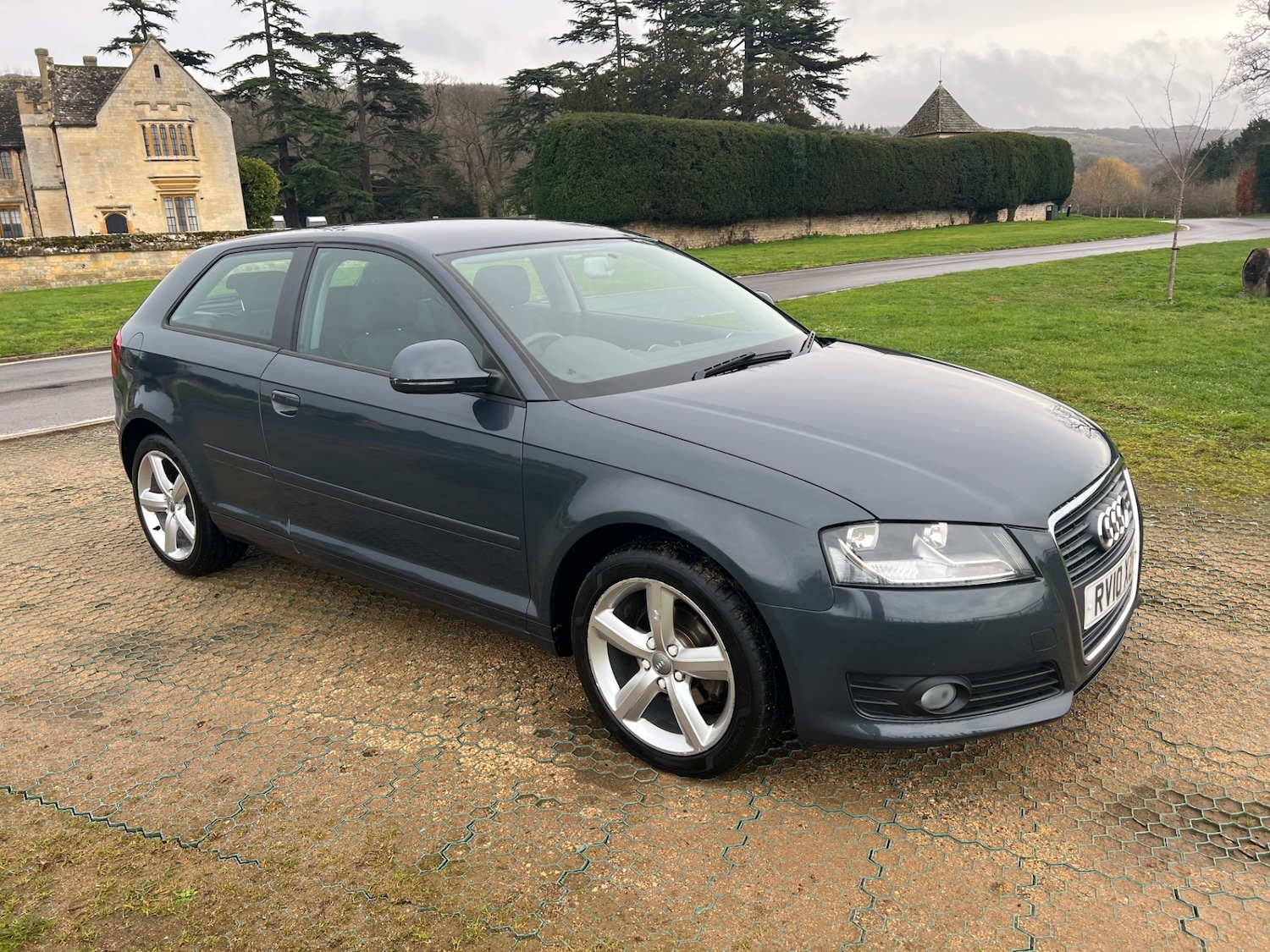 Used Audi A3 2010 for sale - 77189572: Photo 5
