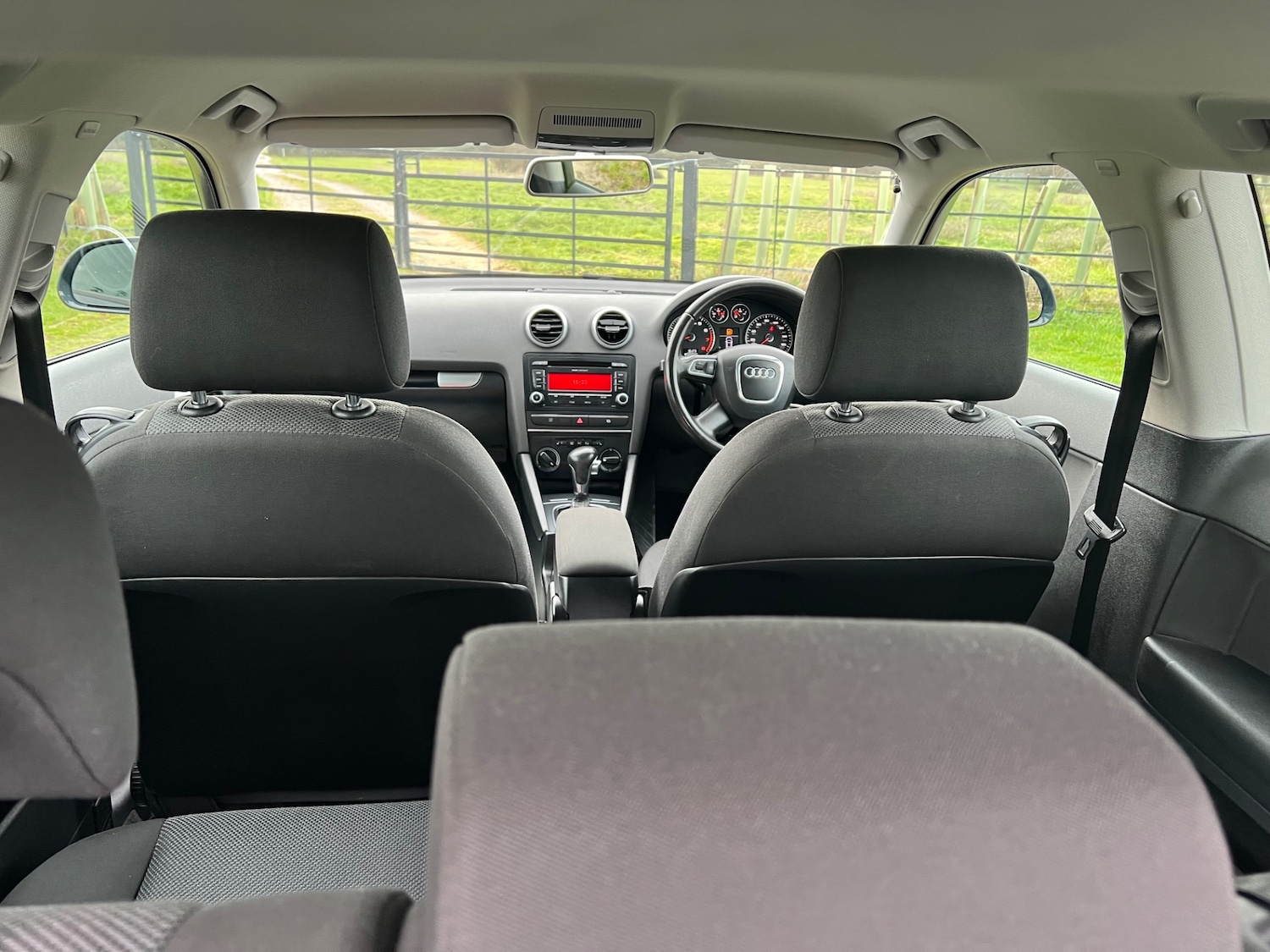 Used Audi A3 2010 for sale - 77189572: Photo 9