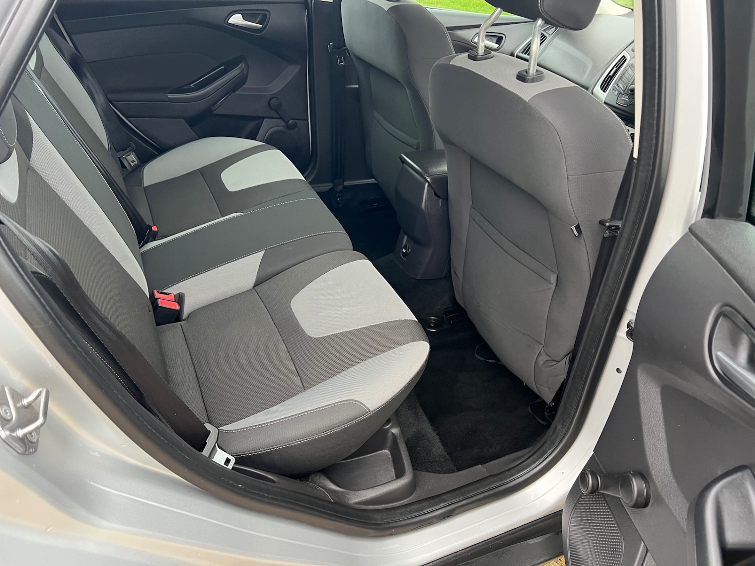 Used Ford Focus 2012 for sale - 76910981: Photo 16