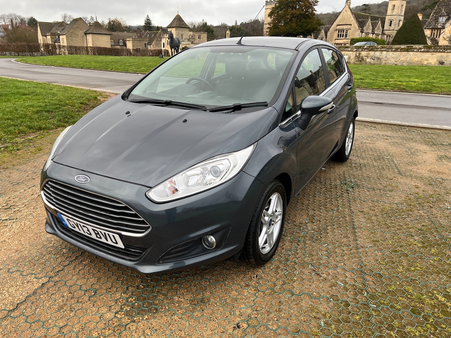 Used Ford Fiesta 2013 for sale - 77189629: Photo 11