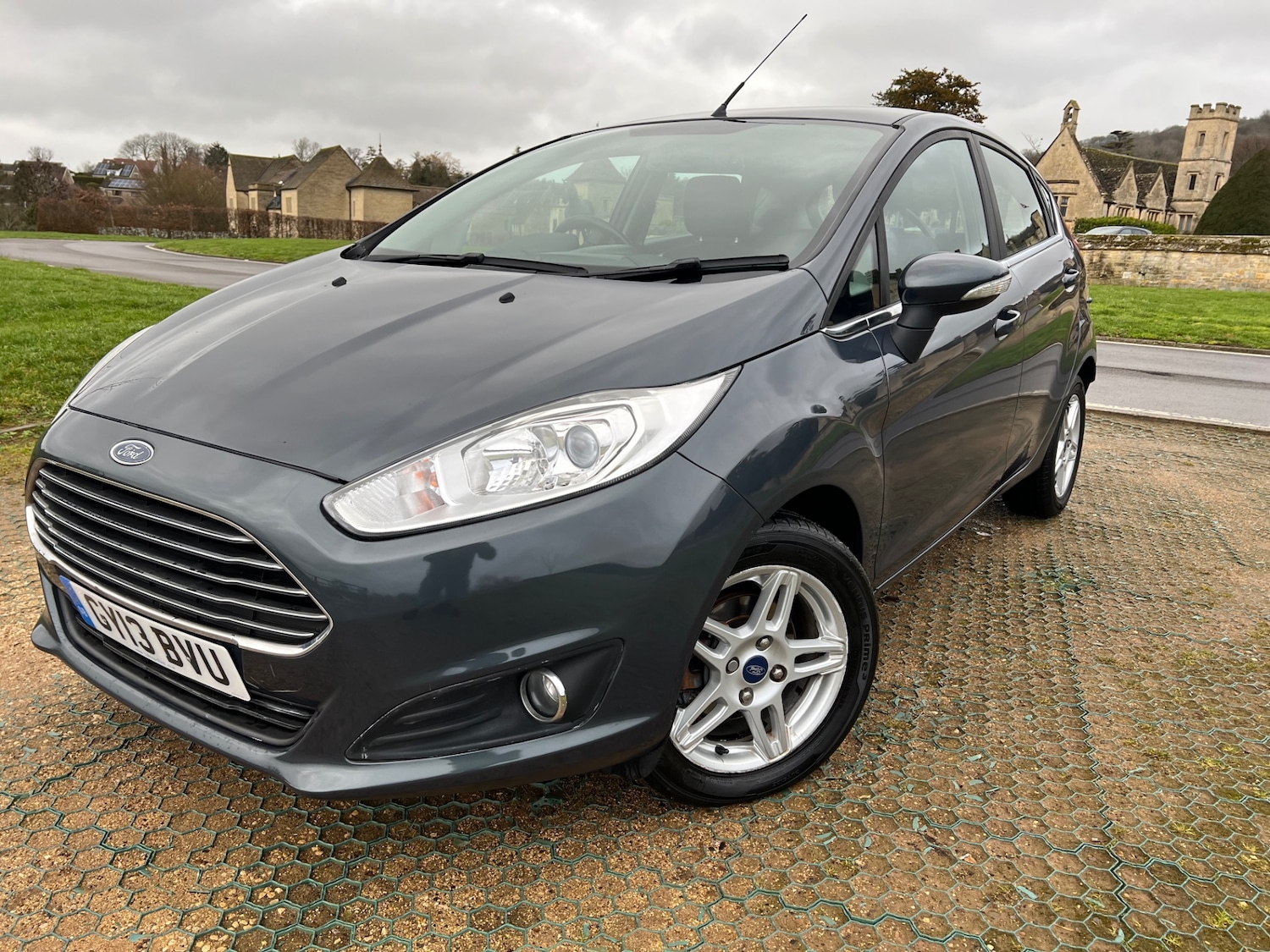 Used Ford Fiesta 2013 for sale - 77189629: Photo 2