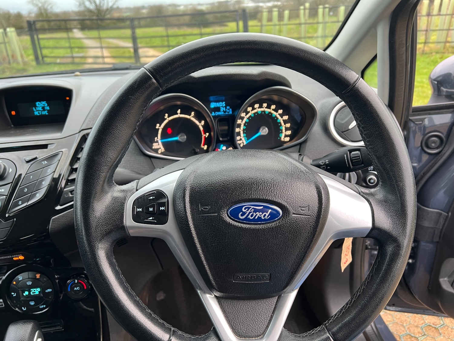 Used Ford Fiesta 2013 for sale - 77189629: Photo 21