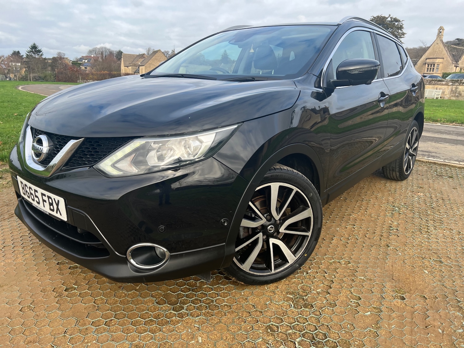 Used Nissan Qashqai 2015 for sale - 76627234: Photo 1