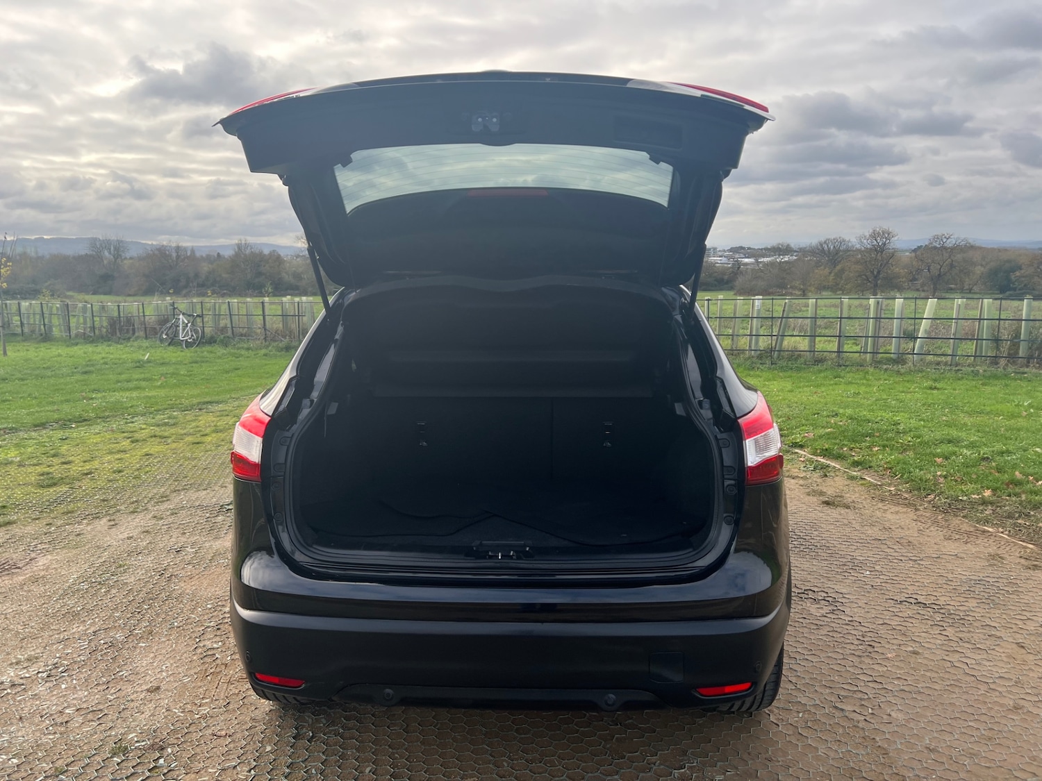 Used Nissan Qashqai 2015 for sale - 76627234: Photo 14