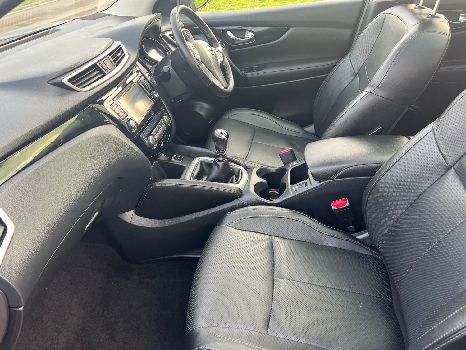 Used Nissan Qashqai 2015 for sale - 76627234: Photo 32