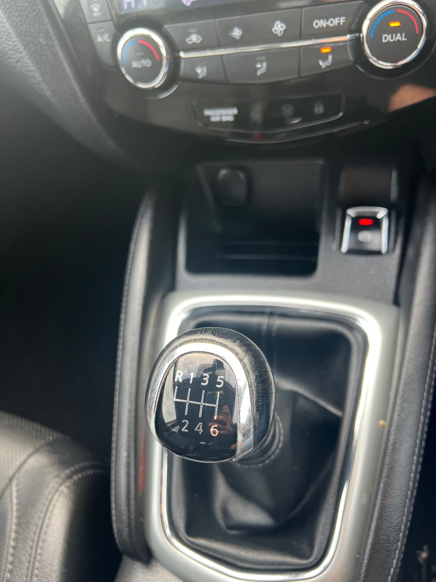 Used Nissan Qashqai 2015 for sale - 76627234: Photo 37