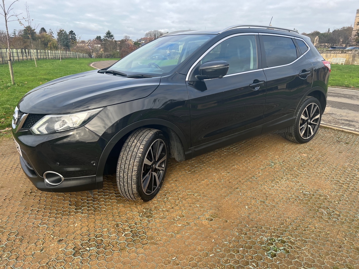 Used Nissan Qashqai 2015 for sale - 76746265: Photo 3