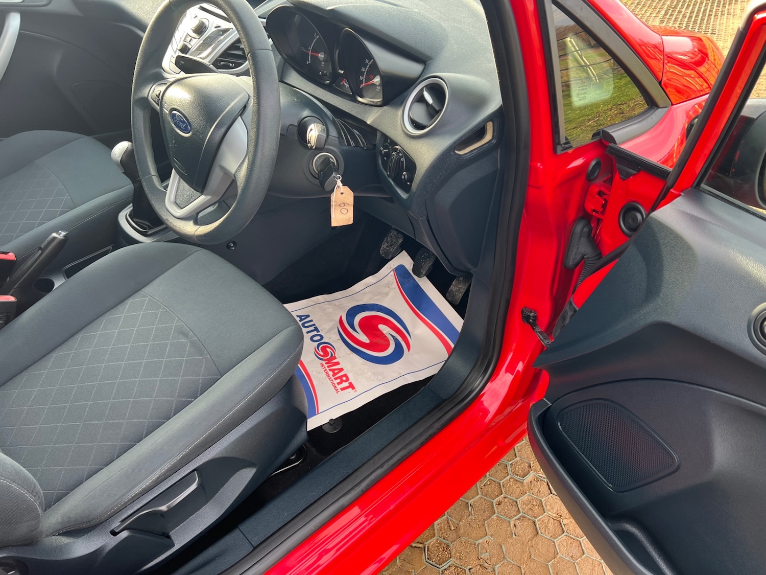 Used Ford Fiesta 2012 for sale - 76940475: Photo 17