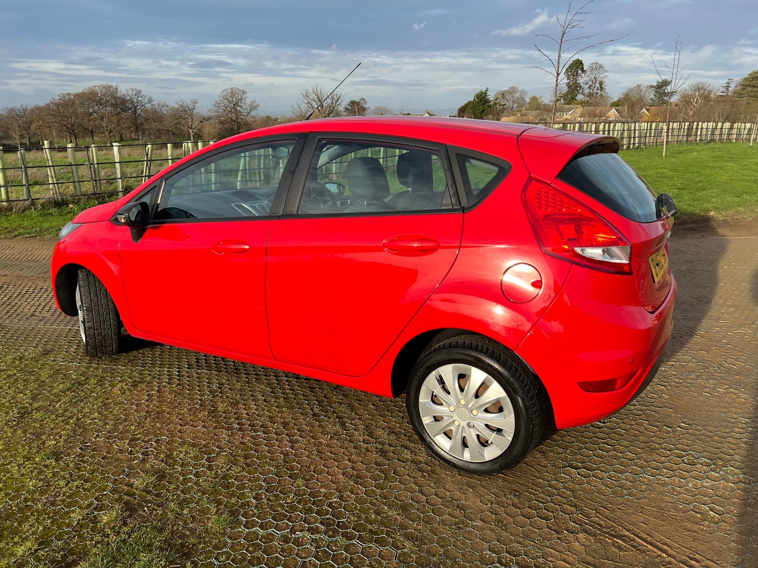 Used Ford Fiesta 2012 for sale - 76940475: Photo 6