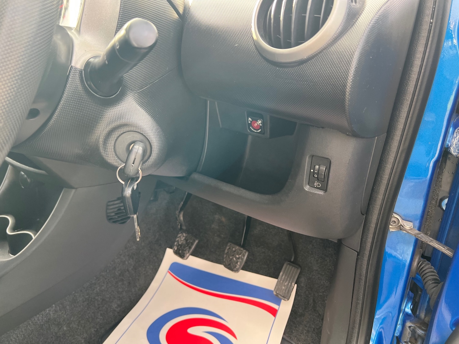 Used Citroen C1 2012 for sale - 76848863: Photo 10