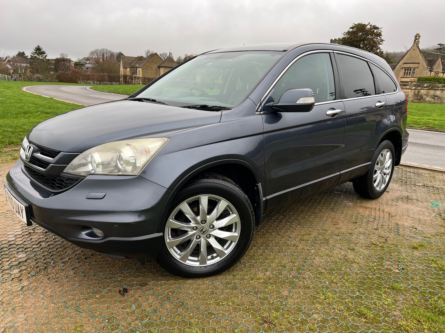 Used Honda CR-V 2010 for sale - 76979932: Photo 2
