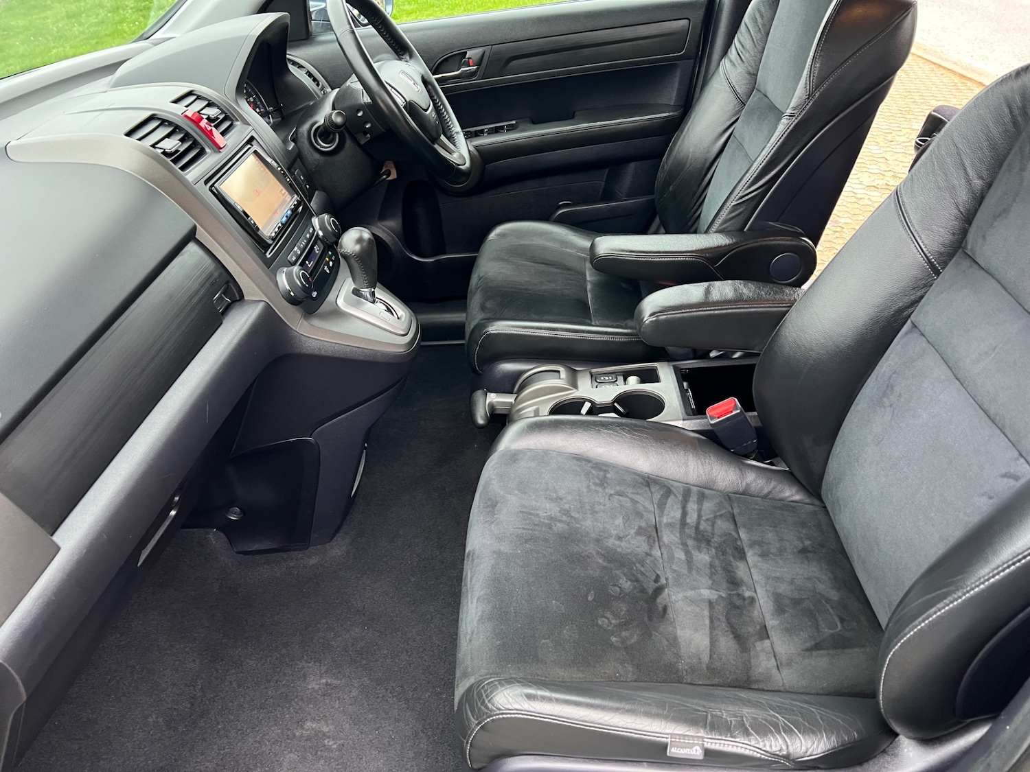 Used Honda CR-V 2010 for sale - 76979932: Photo 26