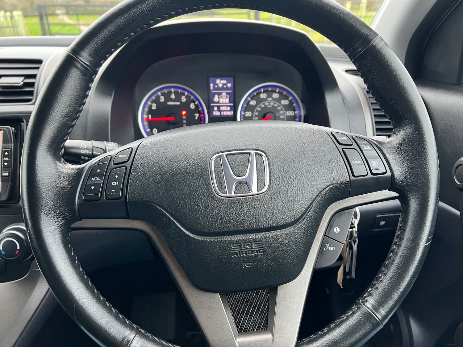 Used Honda CR-V 2010 for sale - 76979932: Photo 34