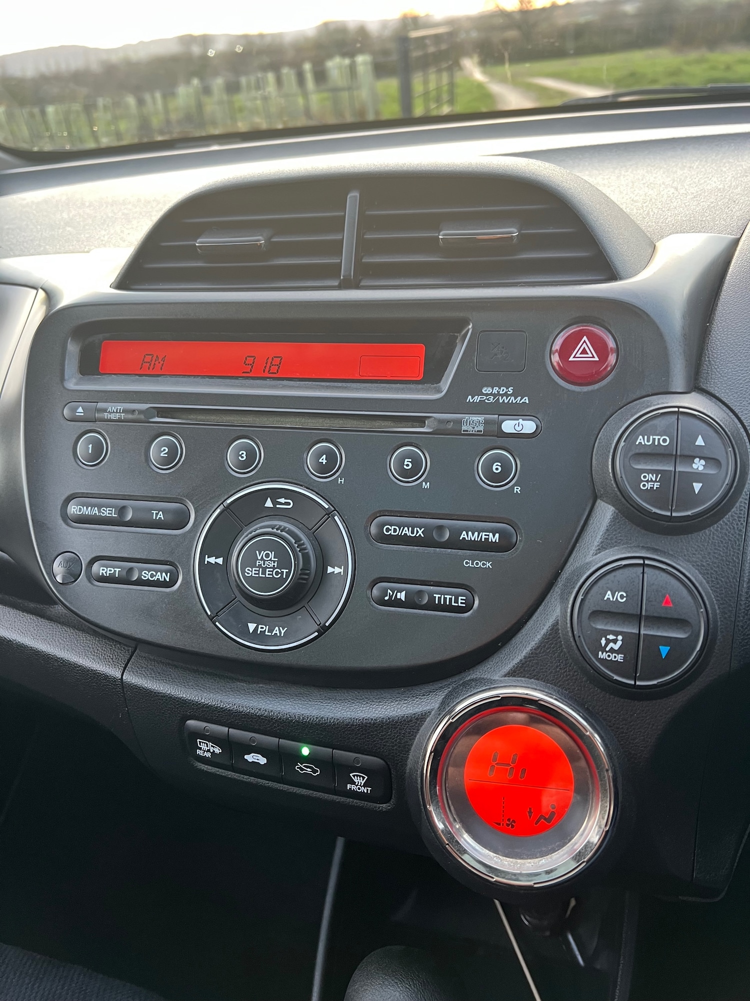 Used Honda Jazz 2013 for sale - 76935410: Photo 32