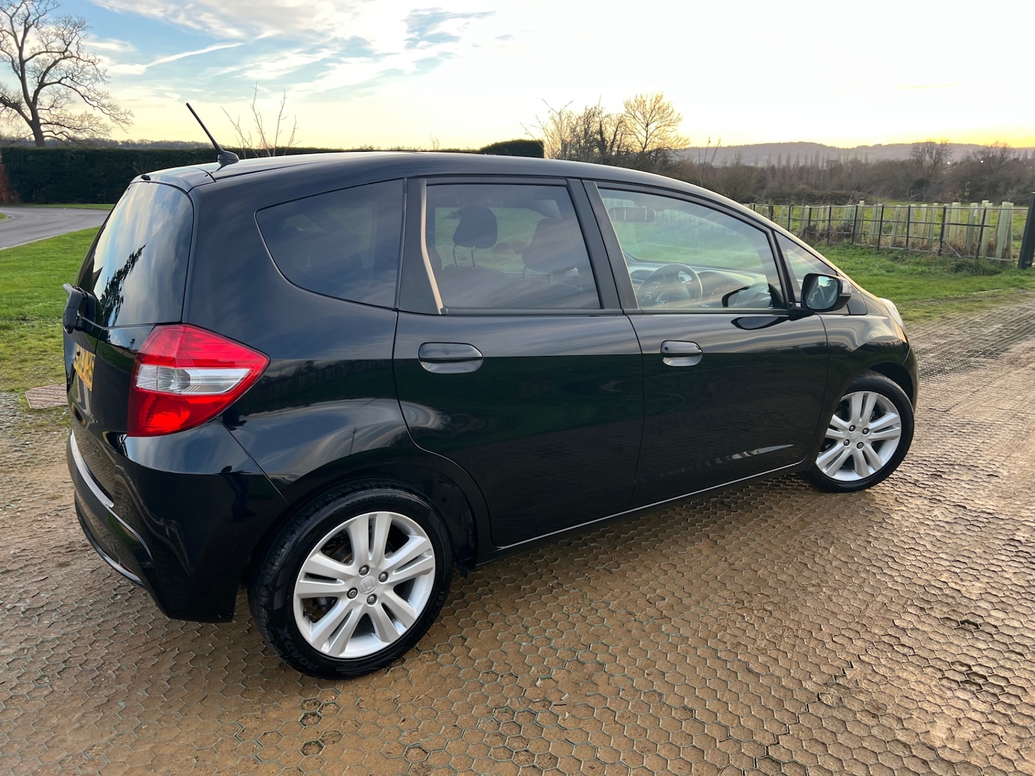 Used Honda Jazz 2013 for sale - 76935410: Photo 7