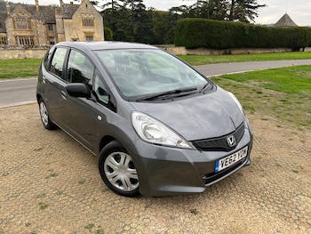 Used Honda Jazz 2012 for sale - 76174387: Photo 2