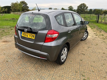 Used Honda Jazz 2012 for sale - 76174387: Photo 4